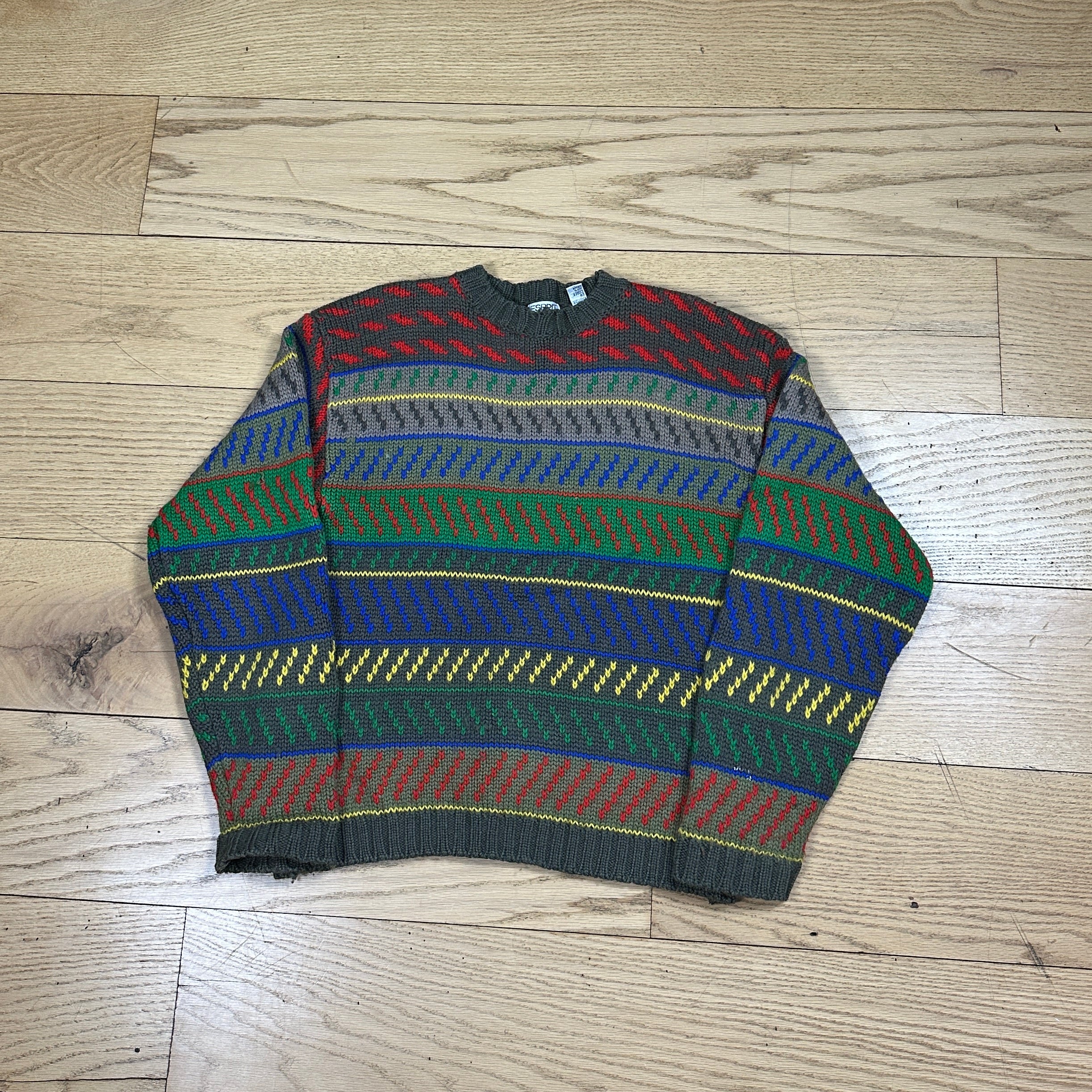 Vintage multicolor pattern knit sweater